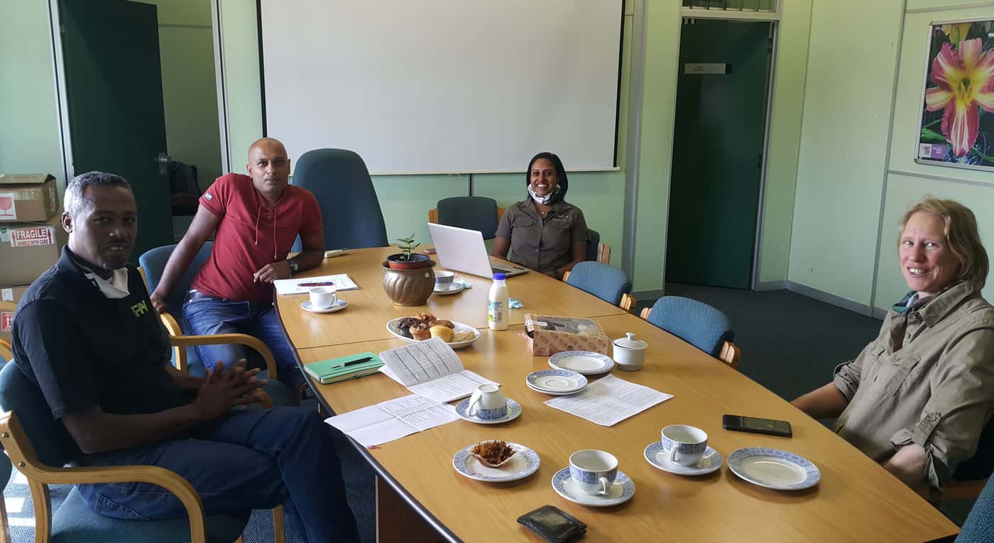 Student training through the SANBI-funded Sentinel Plant Project in South African botanical gardens