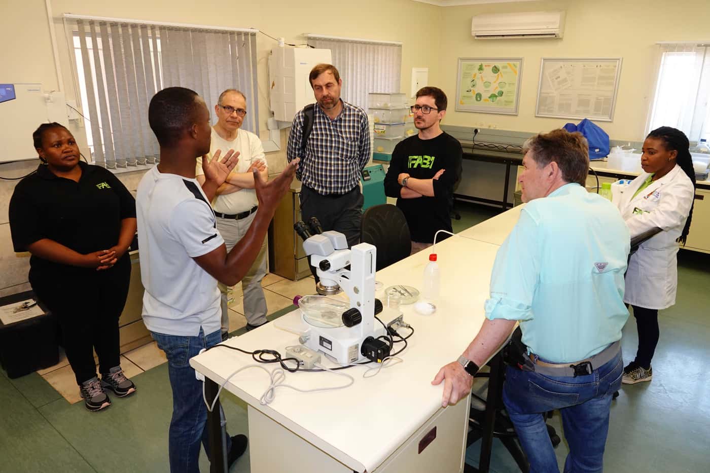 Chilean tree breeders visit FABI