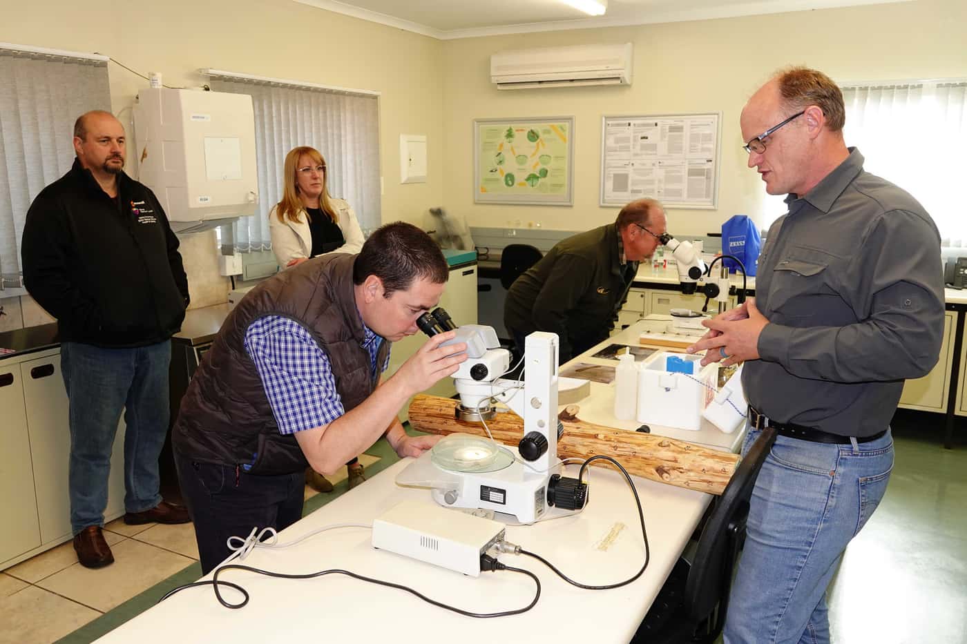 CAMCORE Associate Director visits FABI
