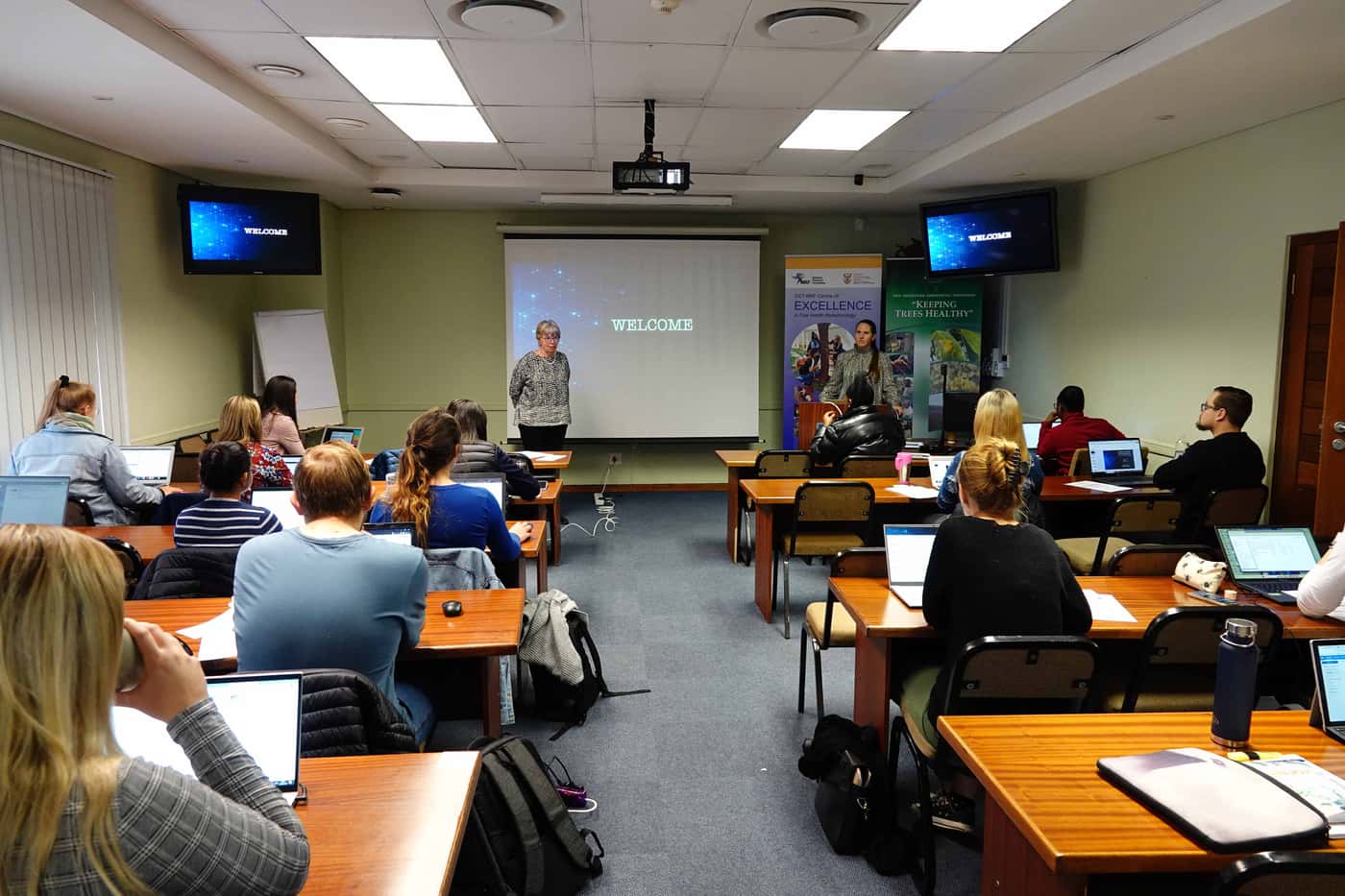 Cracking the fungal code: A genomics workshop for microbiologists