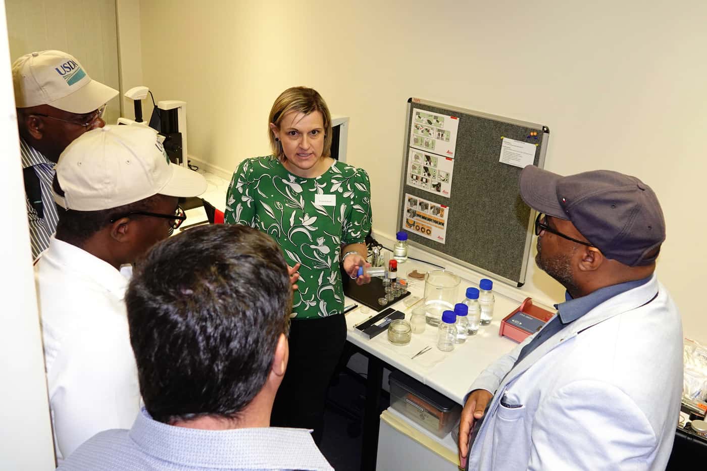 FABI hosts visitors on a Southern Africa Biotechnology study tour