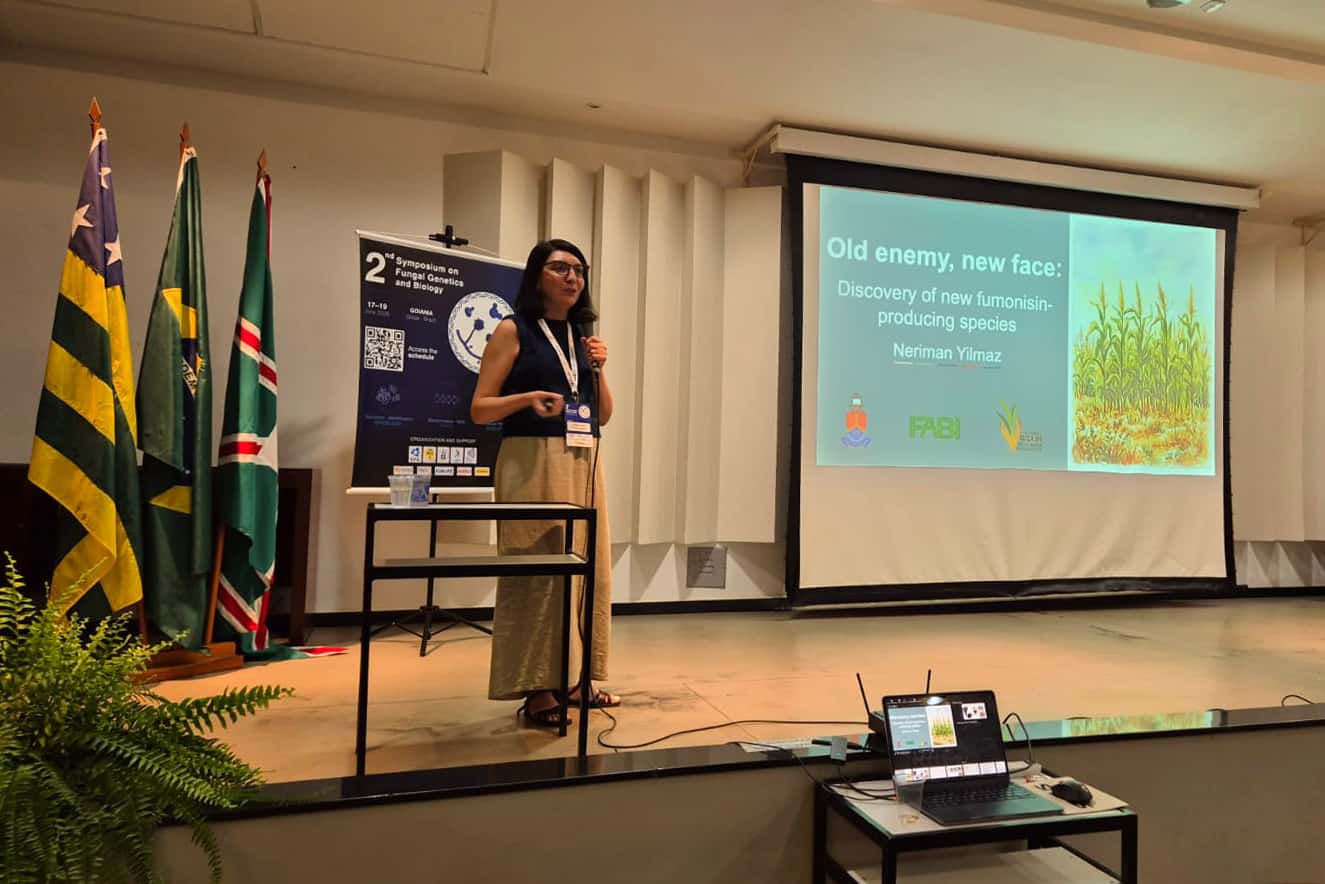 FABI Researcher Delivers Keynote at the  2<sup>nd</sup> Symposium on Fungal Genetics and Biology in 