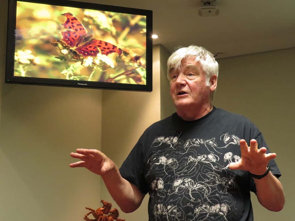 Canadian Professor presents special seminar at FABI