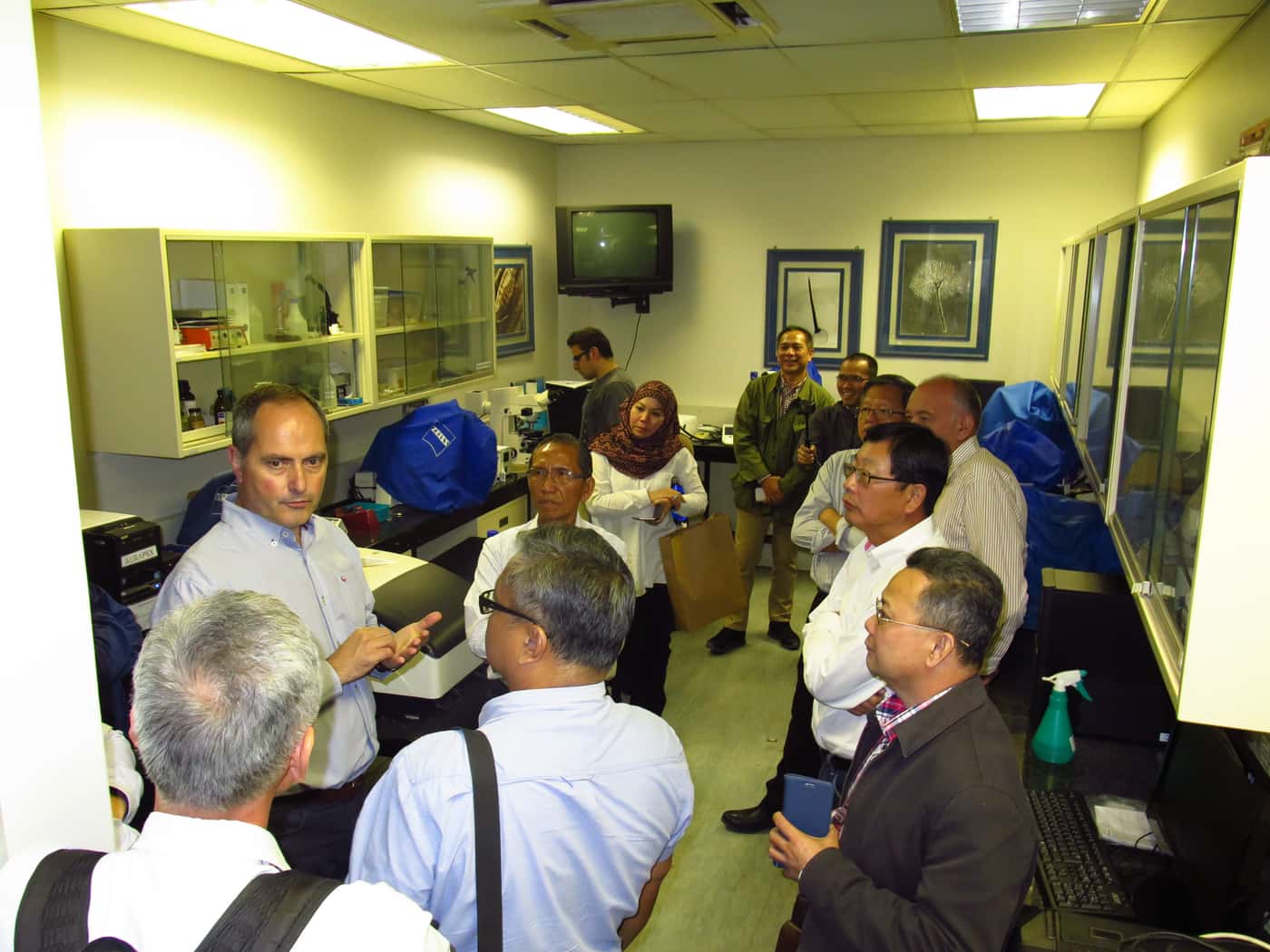 Sarawak Forestry Group visits FABI