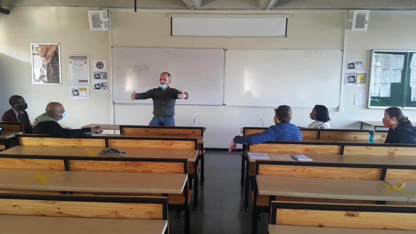SANBI’s Sentinel Plant Project renders training support for horticulture students at DUT