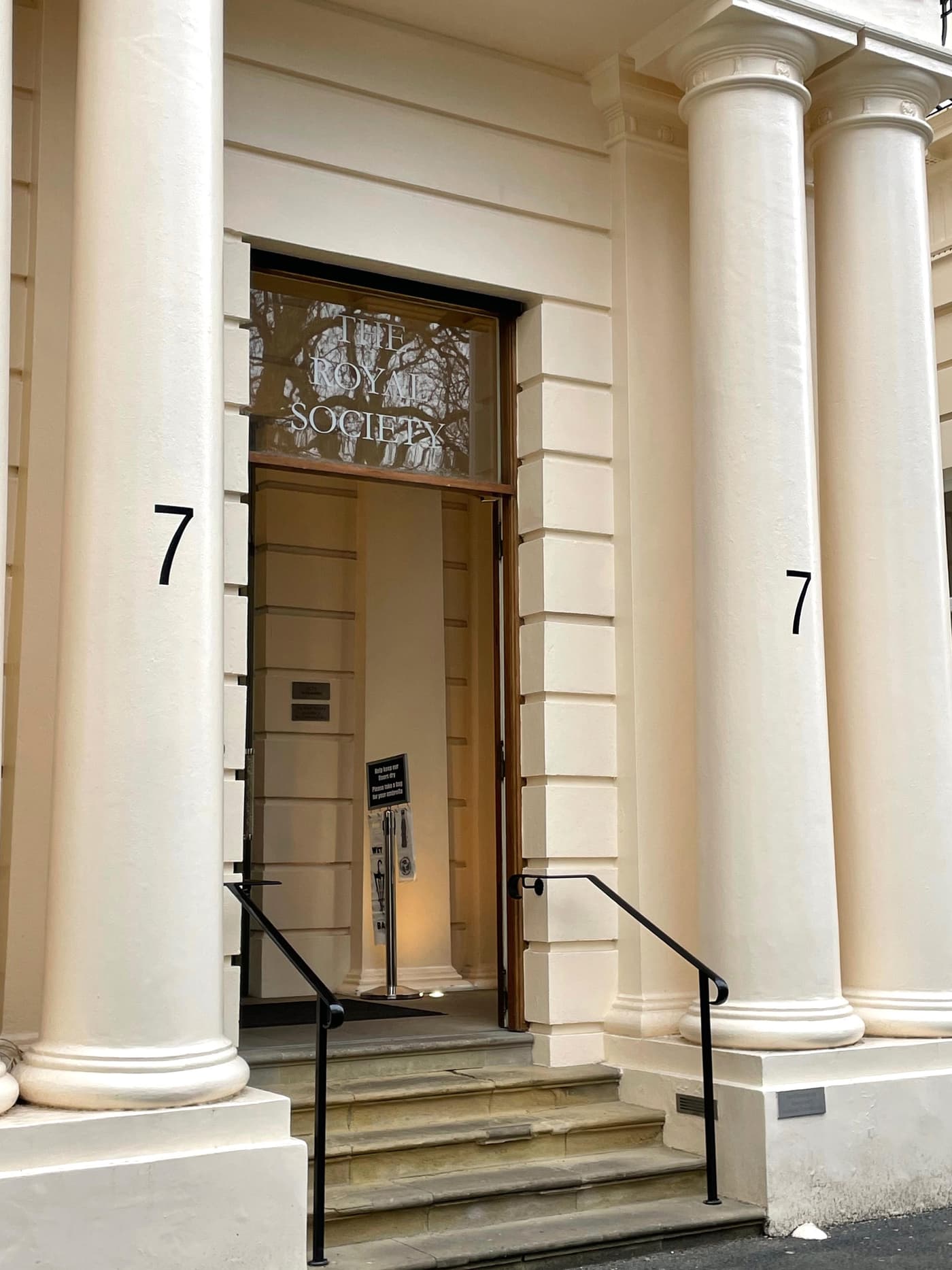 FLAIR recipients attend meetings in London at the Royal Society