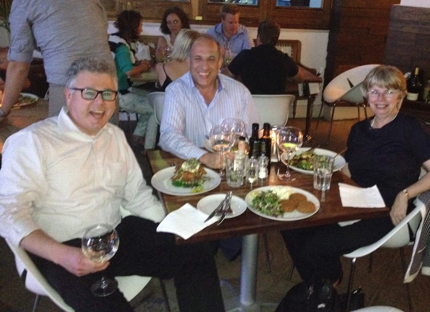 Eminent American bacteriologist visits FABI