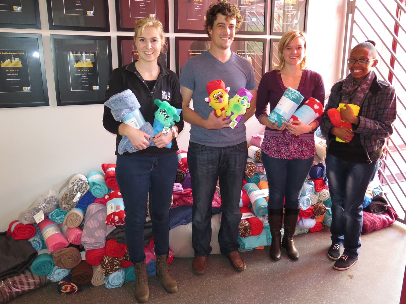 FABI contributes 278 blankets to TuksFM Woolly Winter campaign