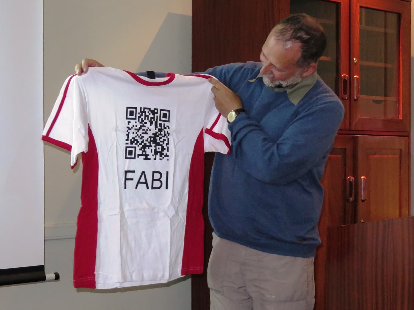 Plant pathologist from the University of Copenhagen delivers a lecture at FABI