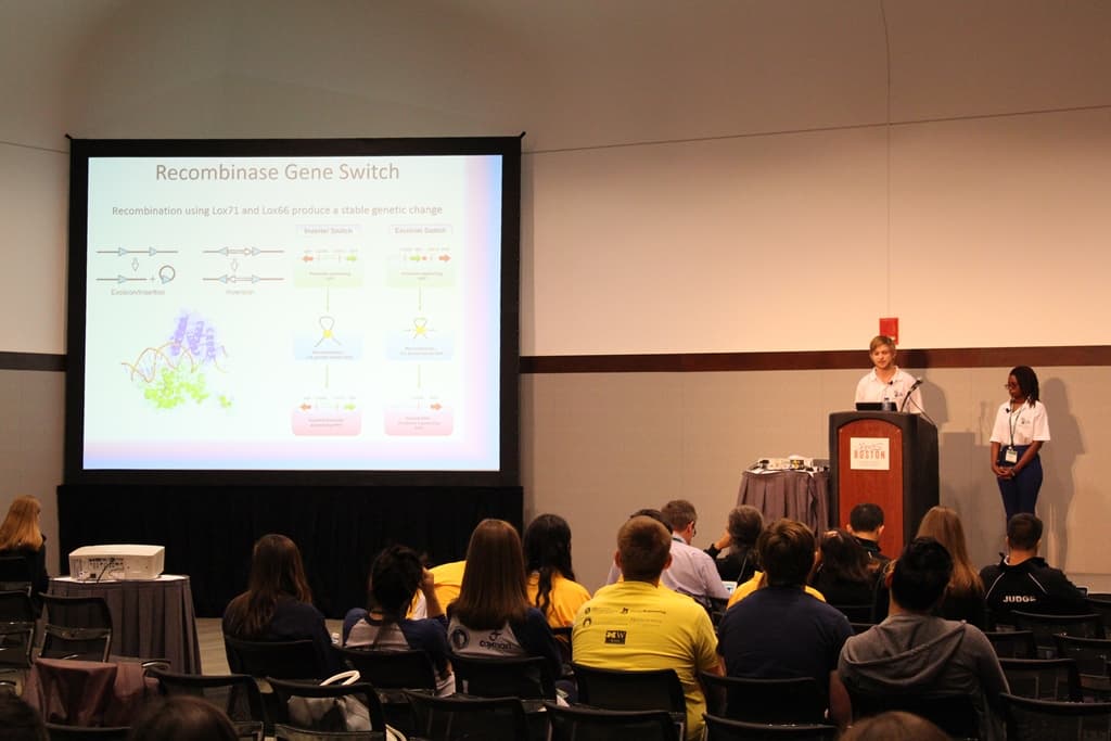 Forest Molecular Genetics (FMG) student team participates in international synthetic biology competi