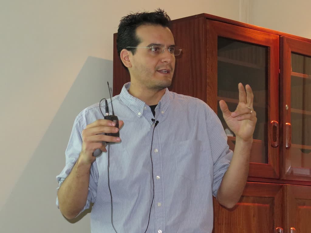 Researchers from Mexico’s Institute of Ecology present joint special seminar at FABI