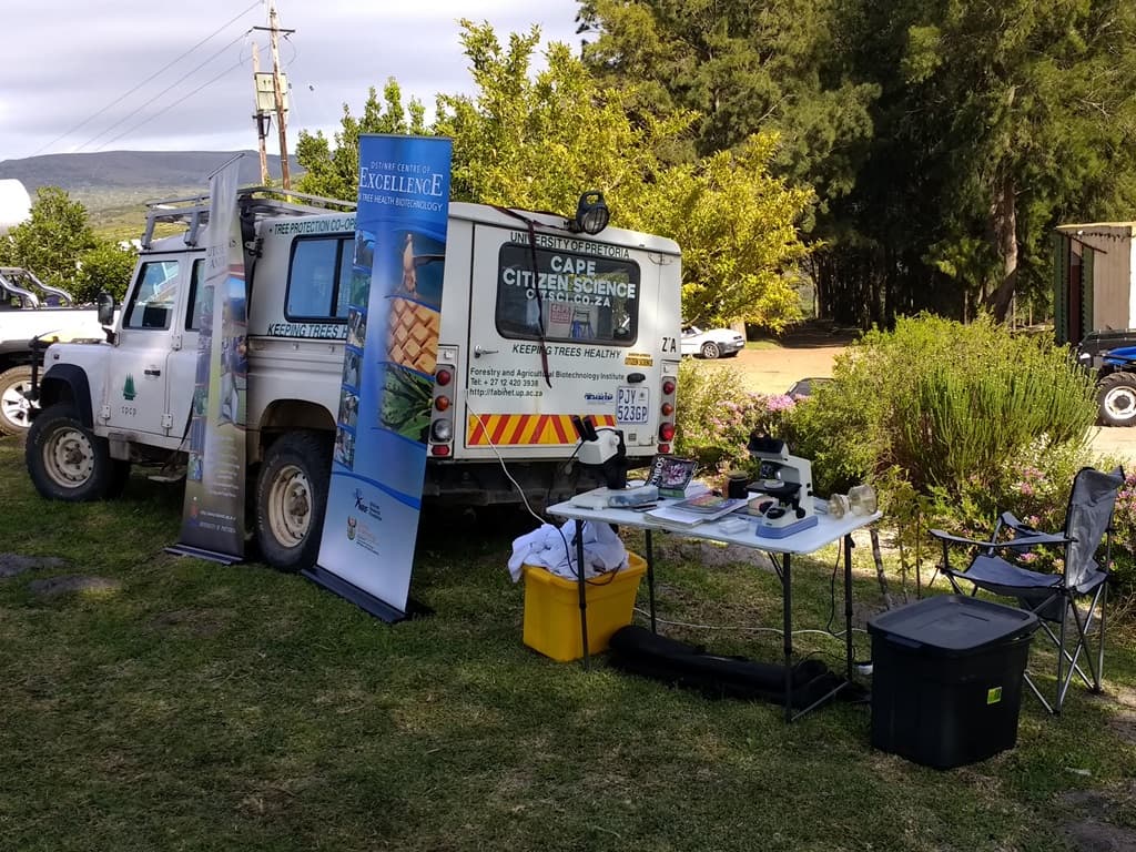 FABIan engages communities at two fynbos festivals in the Western Cape