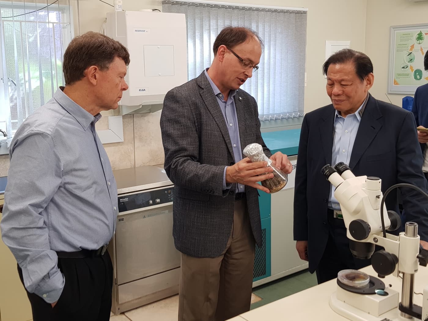 RGE chairman visits FABI
