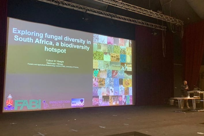 Cobus Visagie presents at DGFM Centennial symposium